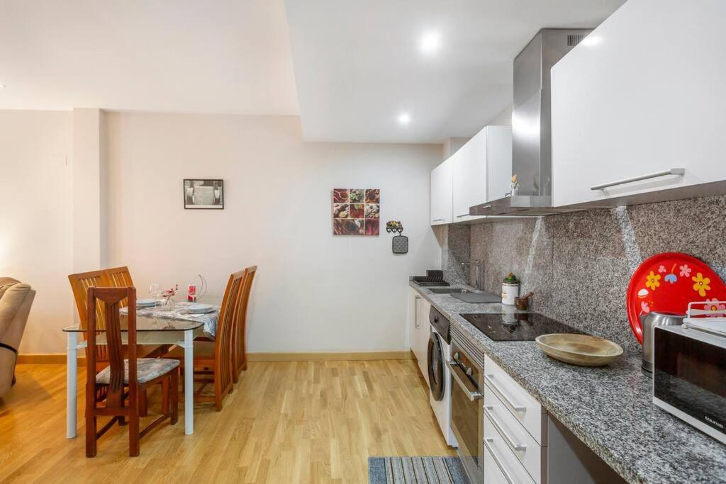 Marieta Apartment By The Castle With Ac 阿利坎特 外观 照片