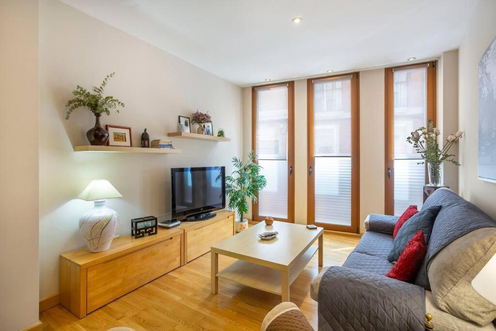 Marieta Apartment By The Castle With Ac 阿利坎特 外观 照片